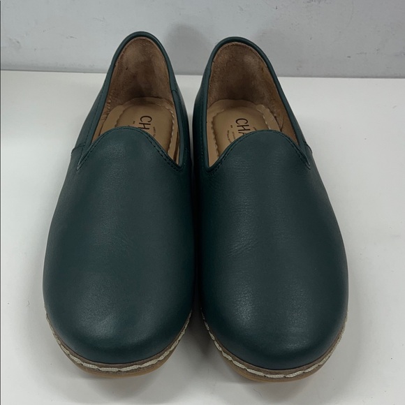 Charix Women's Elegant Dark Green Loafers - Picture 5 of 9